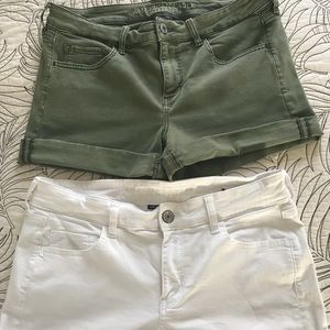 AE Twill Midi Shorts, Size 14